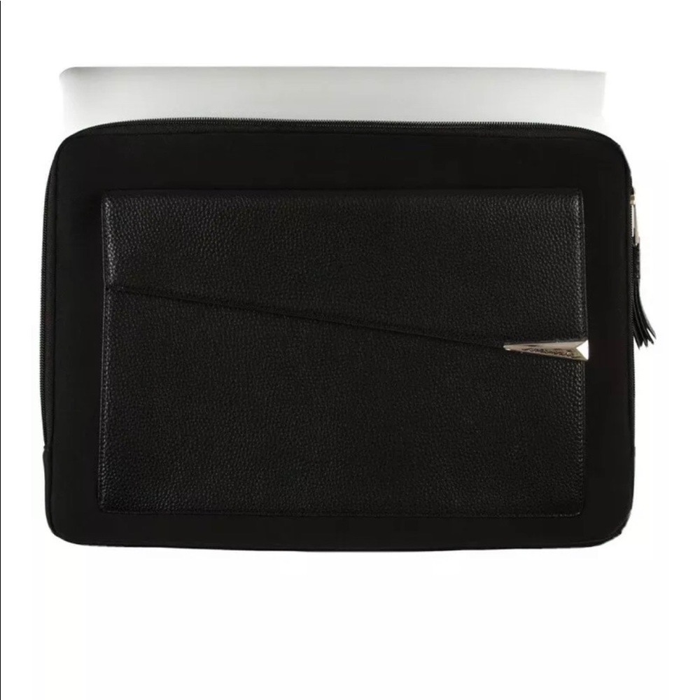 Case mate edition laptop sleeve with folio pocket